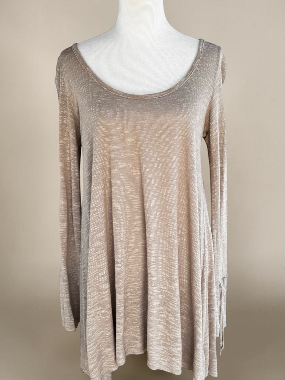 Free People Beach Women’s Lightweight Scoop Neck Long Sleeve Tunic Top Taupe SM